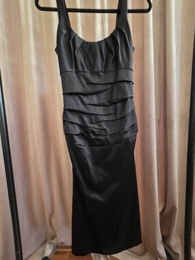 Suzi Chin for Maggy Boutique Black Tiered Satin Midi Dress
